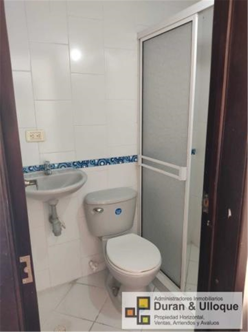 Consultorio en venta en Conucos, Bucaramanga, 168 m² · foto 12 de 24