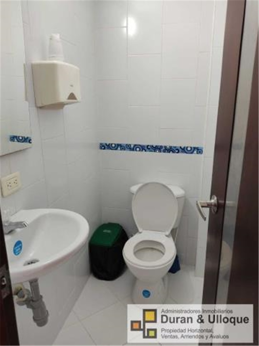 Consultorio en venta en Conucos, Bucaramanga, 168 m² · foto 22 de 24