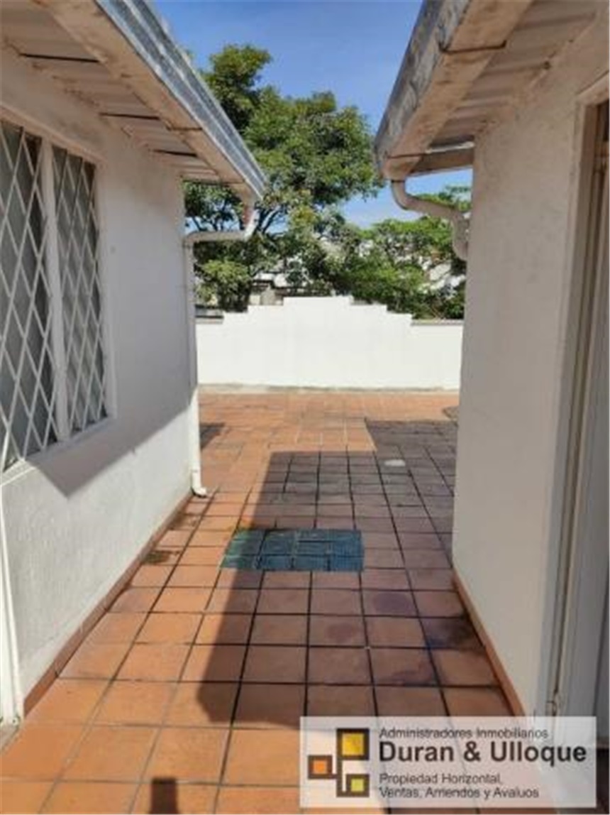 Consultorio en venta en Conucos, Bucaramanga, 168 m² · foto 14 de 24