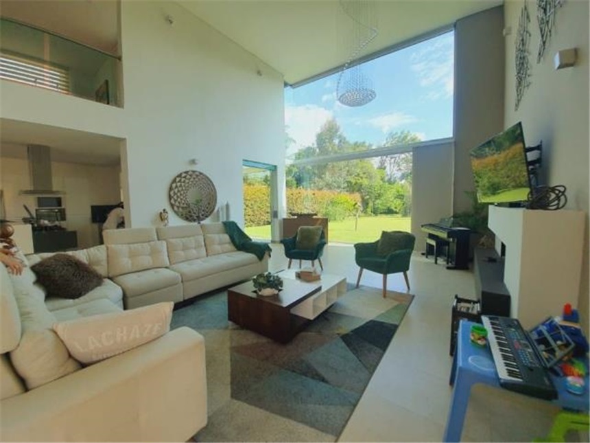 Casa de 4 alcobas en venta en Gualanday, Rionegro, 1320 m² · foto 3 de 24