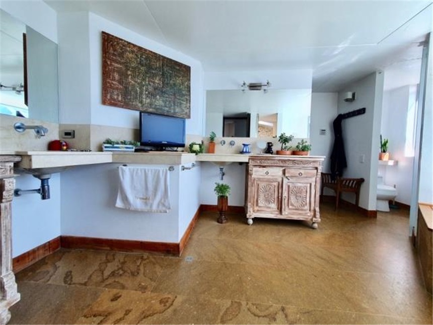 Casa de 6 alcobas en venta en Las Palmas, Medellín, 900 m² · foto 12 de 21