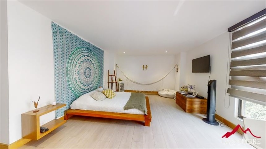 Apartamento de 4 alcobas en arriendo en El Castillo, Medellín, 313 m² · foto 21 de 24