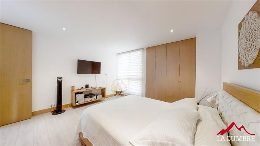 Apartamento de 4 alcobas en arriendo en El Castillo, Medellín, 313 m² · foto 16 de 24