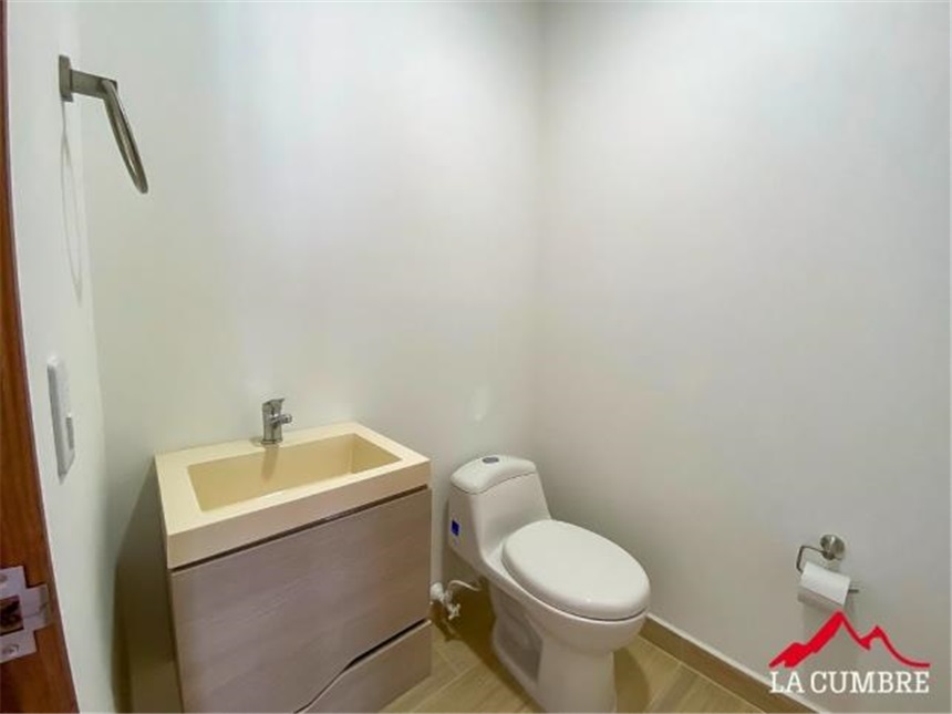 Oficina en arriendo en Patio Bonito, Medellín, 64 m² · foto 4 de 9