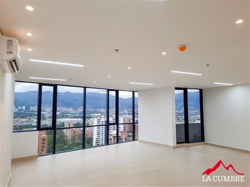 Oficina en arriendo en Patio Bonito, Medellín, 64 m² · foto 7 de 9