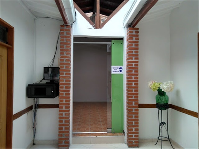Oficina en arriendo en Laureles, Medellín, 15 m² · foto 6 de 12