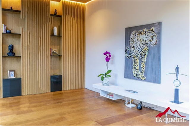 Casa de 3 alcobas en venta en Las Palmas, Envigado, 366 m² · foto 13 de 17