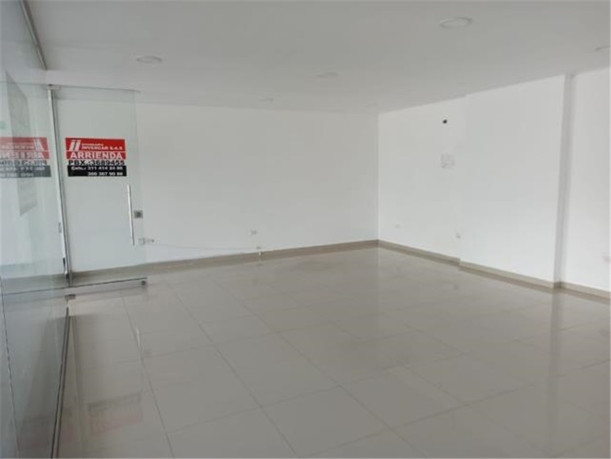Local en Arriendo - Vista 2