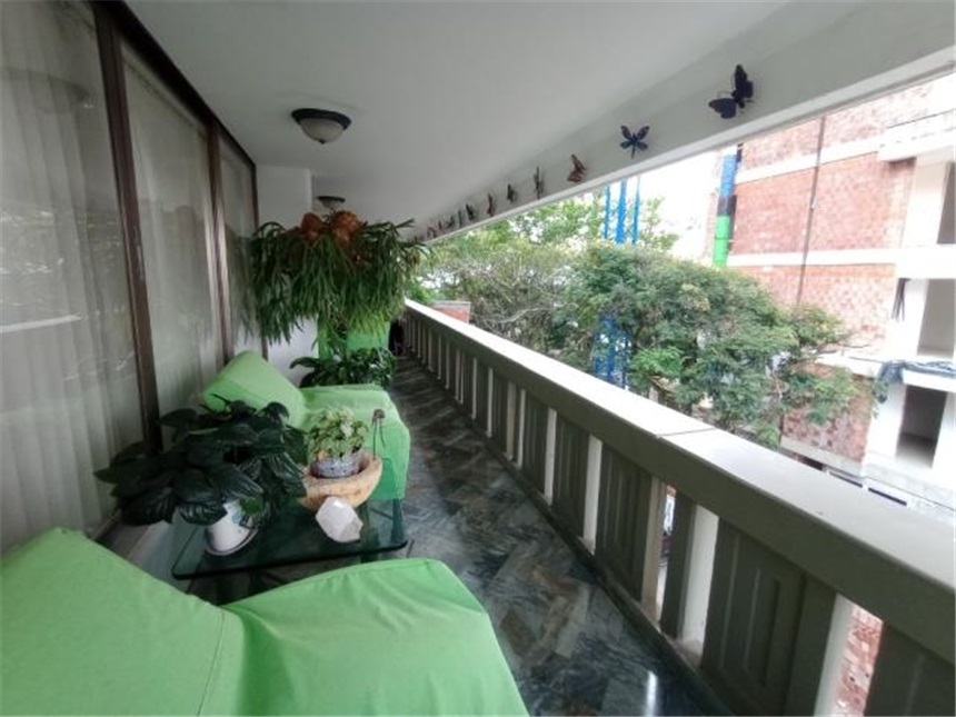Casa de 6 alcobas en venta en Santa Monica, Cali, 1012 m² · foto 9 de 24