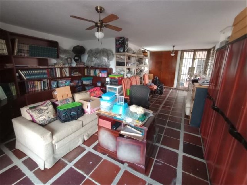 Casa de 6 alcobas en venta en Santa Monica, Cali, 1012 m² · foto 17 de 24