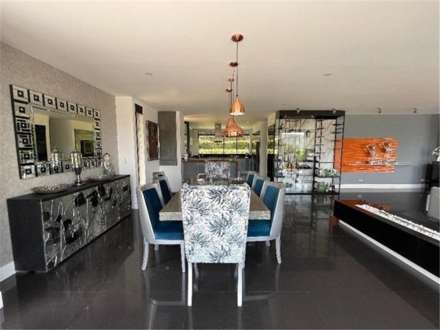 Casa de 5 alcobas en venta en Gratamira, Sopó, 836 m² · foto 6 de 24