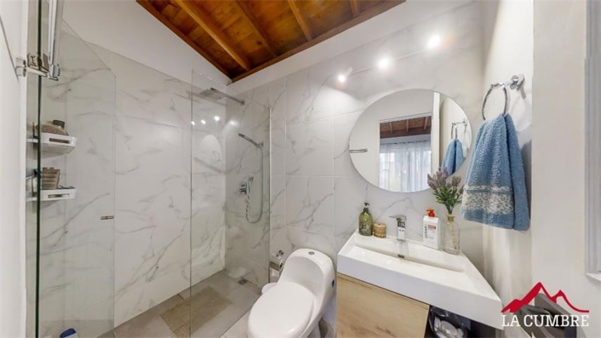 Casa de 3 alcobas en arriendo en San Lucas, Medellín, 175 m² · foto 20 de 20