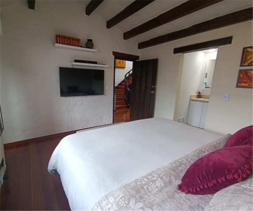 Casa en venta en Santa Barbara, Bogotá · foto 14 de 23