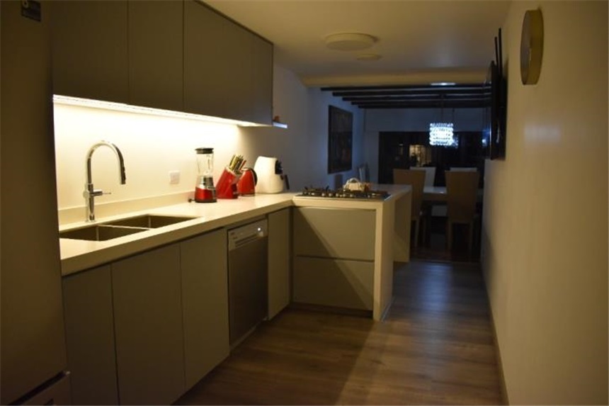 Casa en venta en Santa Barbara, Bogotá · foto 7 de 23