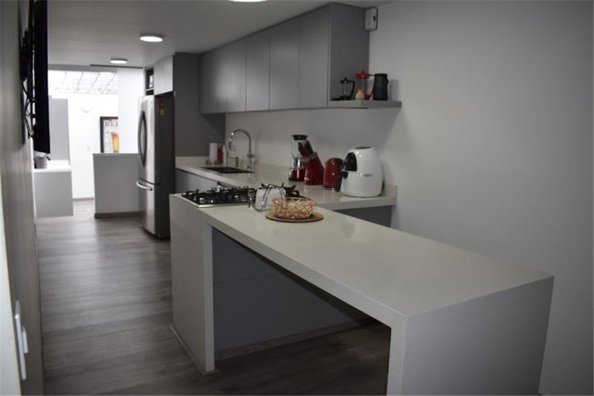 Casa en venta en Santa Barbara, Bogotá · foto 8 de 23