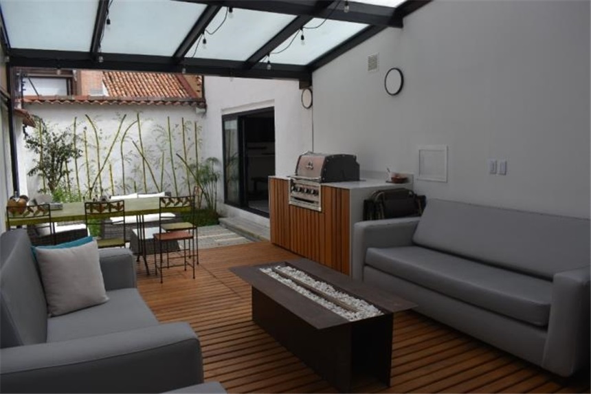 Casa en venta en Santa Barbara, Bogotá · foto 4 de 23