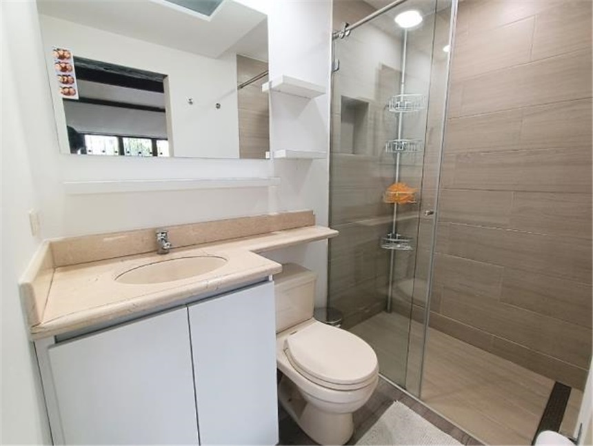 Casa en venta en Santa Barbara, Bogotá · foto 13 de 23