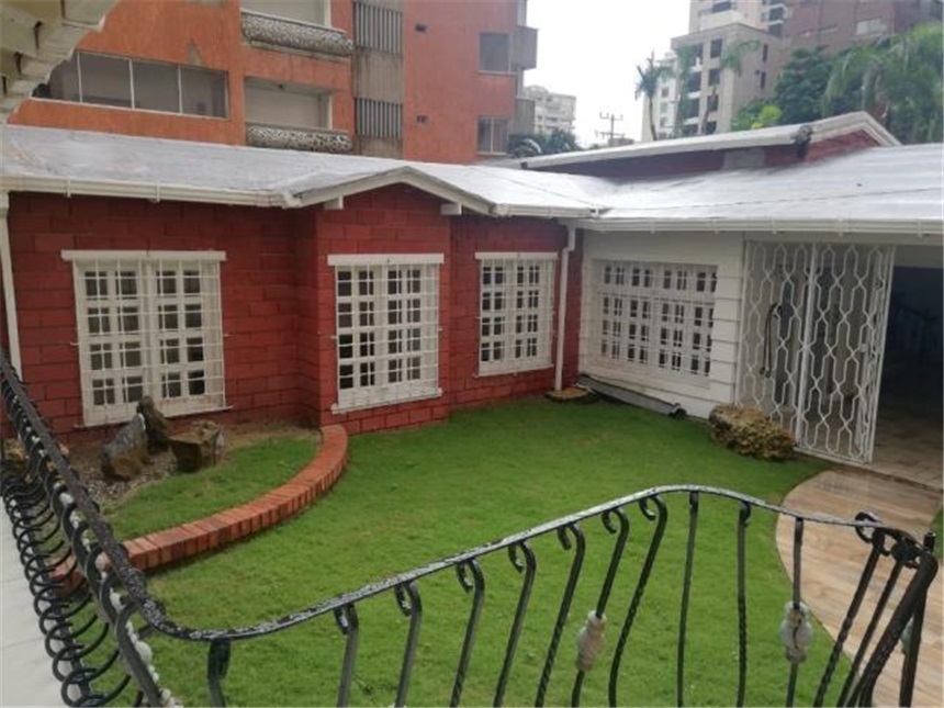 Casa de 4 alcobas en venta en Paraiso, Barranquilla, 729 m² · foto 19 de 24