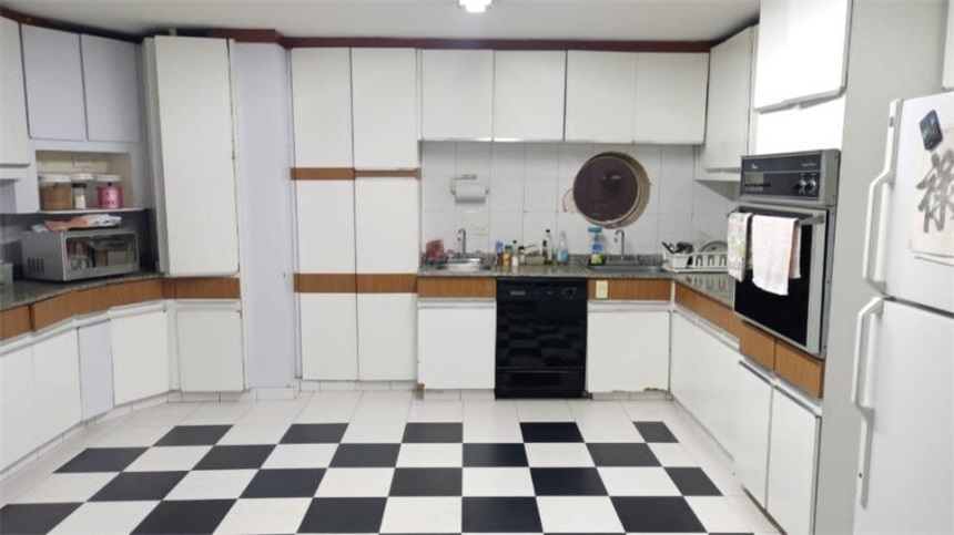 Apartamento en venta en Los Rosales, Bogotá · foto 7 de 12
