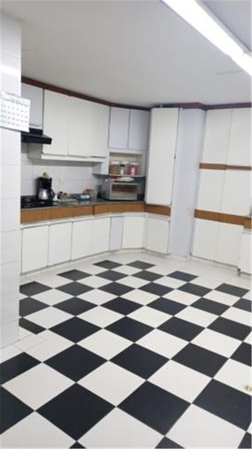 Apartamento en venta en Los Rosales, Bogotá · foto 8 de 12