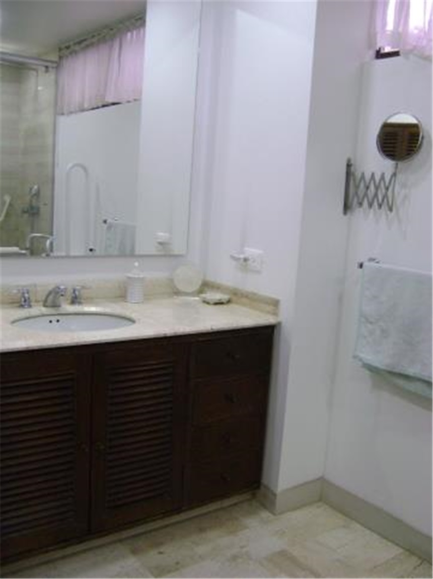 Apartamento de 5 alcobas en venta en La Cabrera, Bogotá, 315 m² · foto 24 de 24