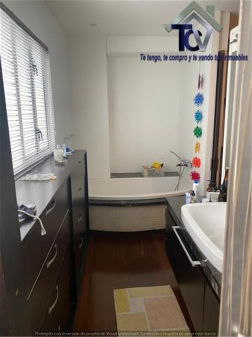 Apartamento de 3 alcobas en venta en Engativá, Bogotá, 201 m² · foto 23 de 24