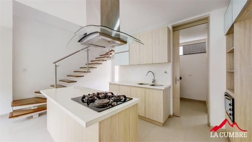 Casa de 3 alcobas en venta en Montessori, Medellín, 181 m² · foto 5 de 21