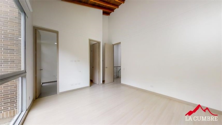 Casa de 3 alcobas en venta en Montessori, Medellín, 181 m² · foto 10 de 21