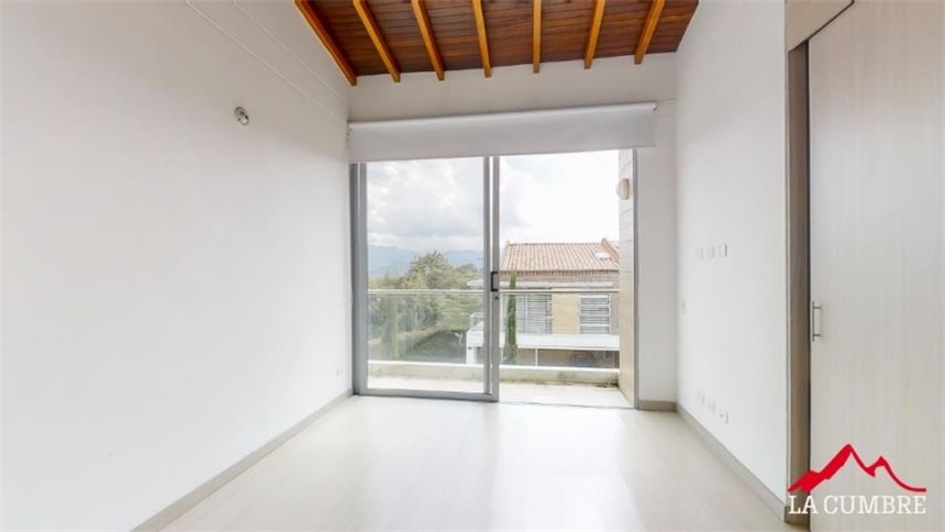 Casa de 3 alcobas en venta en Montessori, Medellín, 181 m² · foto 20 de 21