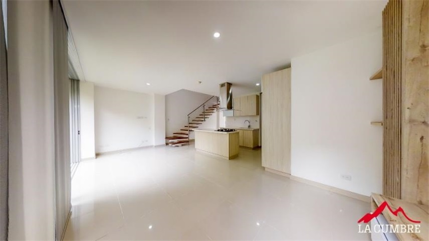 Casa de 3 alcobas en venta en Montessori, Medellín, 181 m² · foto 4 de 21