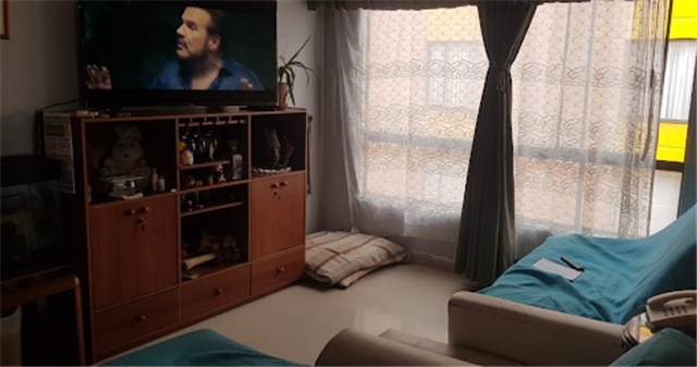Piso – Bogotá, El Carmelo, Localidad Engativá - Más