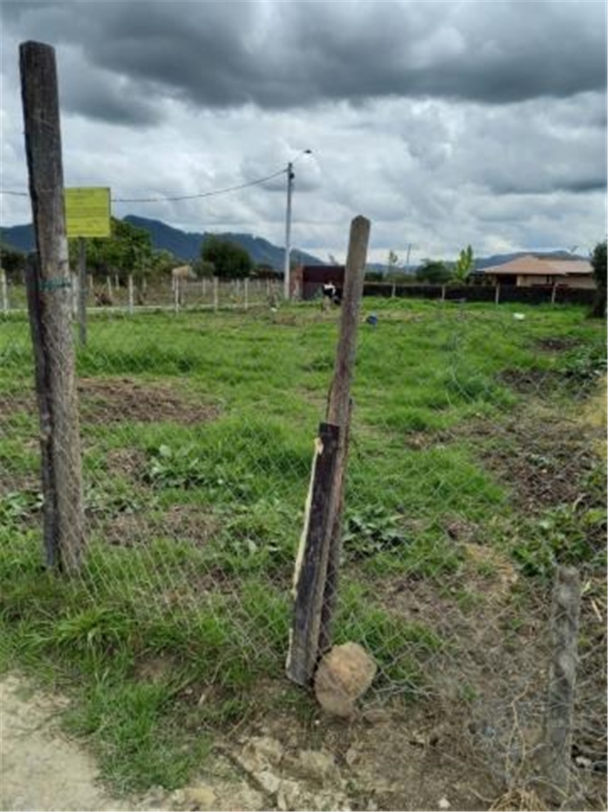 Lote en venta en Tiquiza, Chía, 580 m² · foto 3 de 3