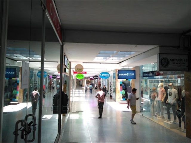 Local en arriendo en La Candelaria, Medellín, 80 m² · foto 6 de 8