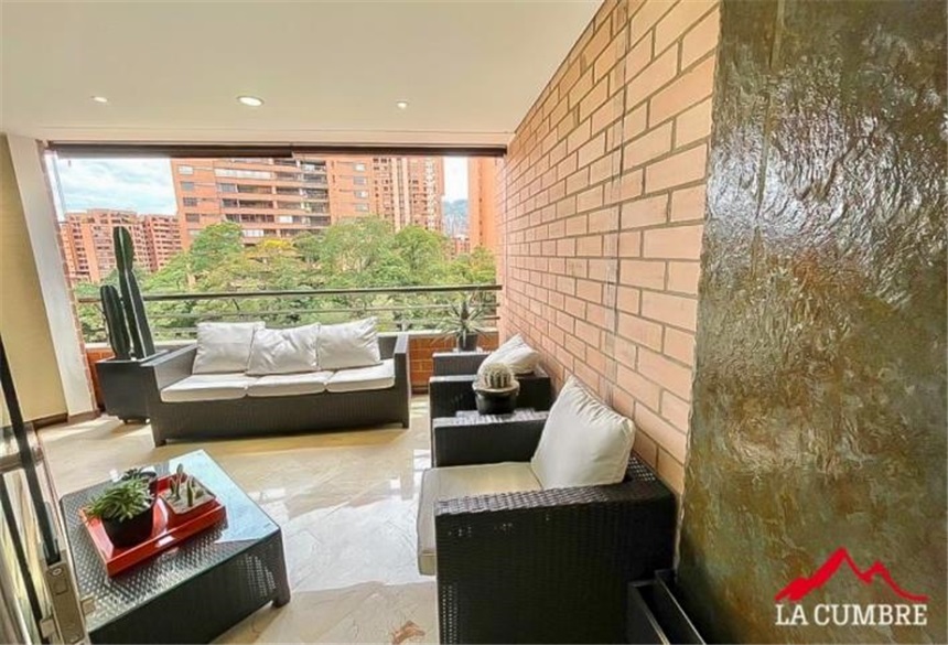 Apartamento de 3 alcobas en venta en La Florida, Medellín, 197 m² · foto 14 de 23