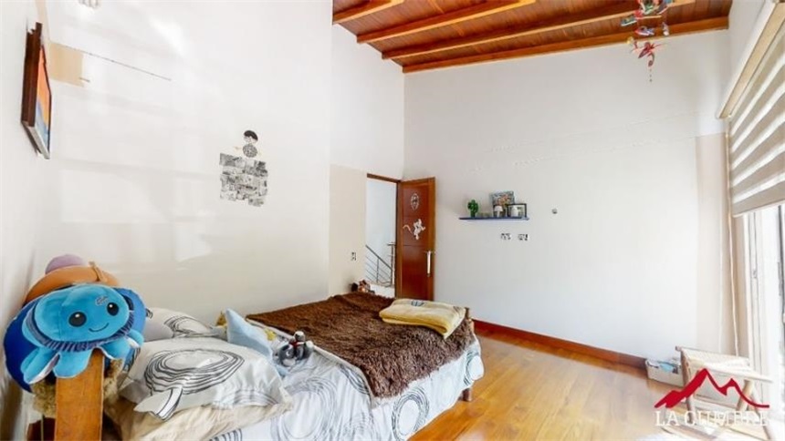 Casa de 4 alcobas en venta en Loma Del Chocho, Envigado, 300 m² · foto 22 de 24