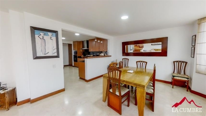 Casa de 4 alcobas en venta en Loma Del Chocho, Envigado, 300 m² · foto 5 de 24