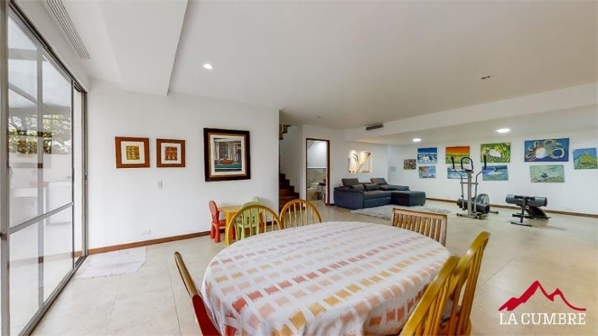 Casa de 4 alcobas en venta en Loma Del Chocho, Envigado, 300 m² · foto 7 de 24