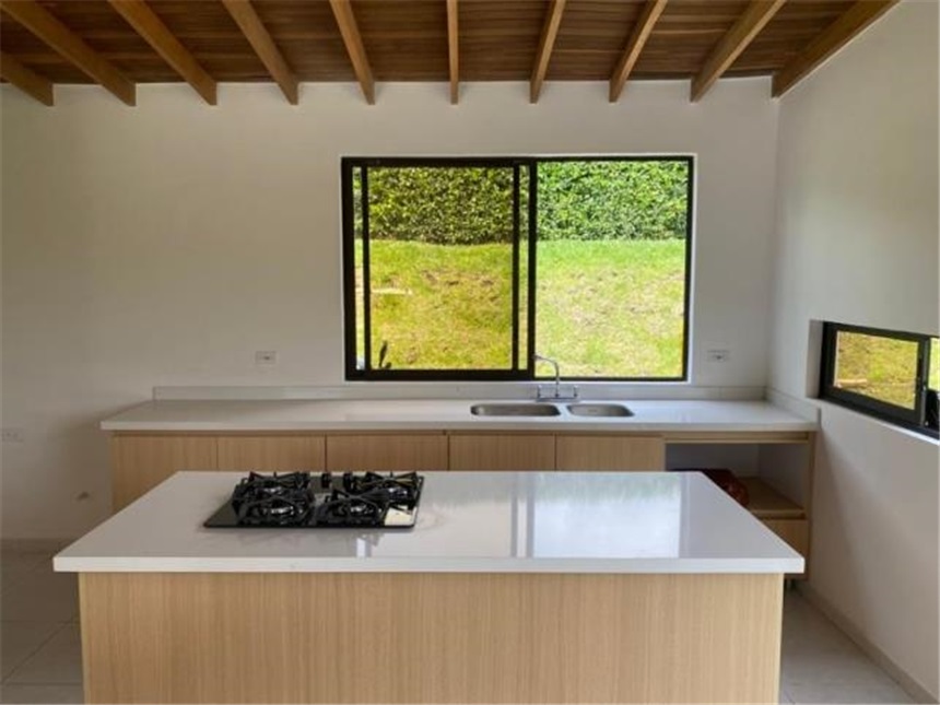 Casa en venta en Kilometro 41, Manizales · foto 7 de 24