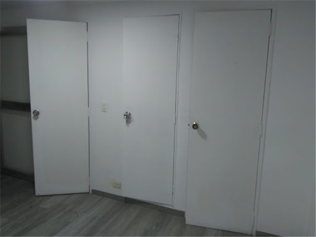 Oficina en arriendo en La Candelaria, Medellín, 38 m² · foto 6 de 15