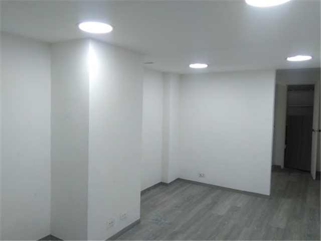 Oficina en arriendo en La Candelaria, Medellín, 38 m² · foto 12 de 15