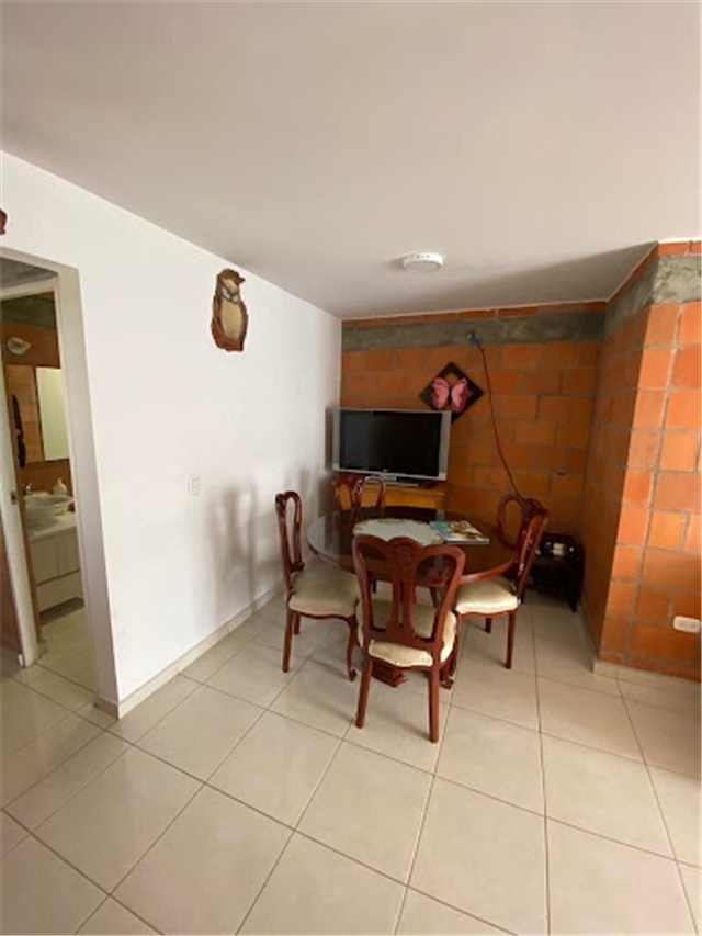 Piso de 3 habitaciones, 57 m²