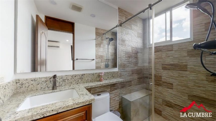 Apartamento en arriendo en El Poblado, Medellín · foto 18 de 21