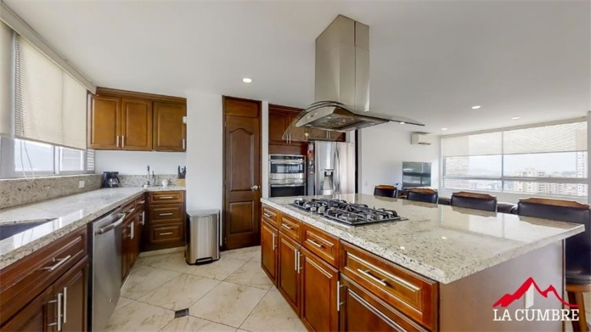 Apartamento en arriendo en El Poblado, Medellín · foto 6 de 21