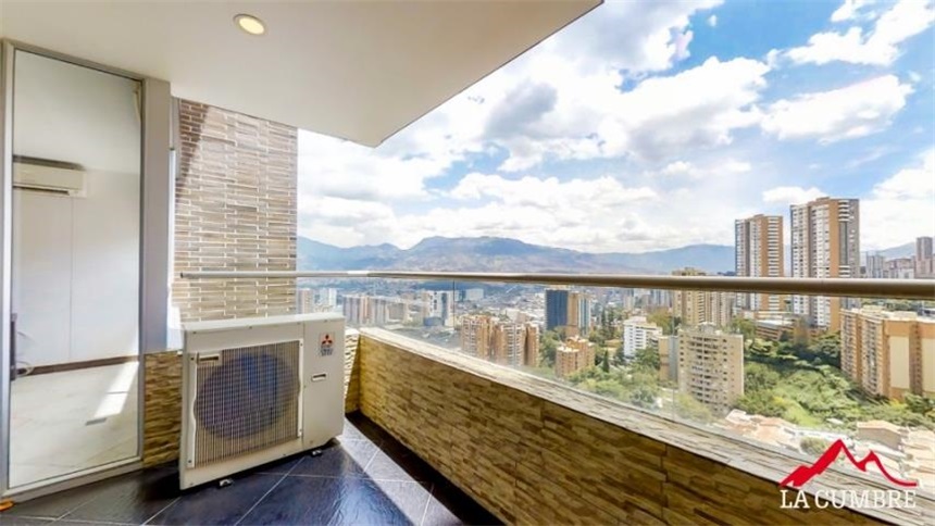 Apartamento en arriendo en El Poblado, Medellín · foto 4 de 21