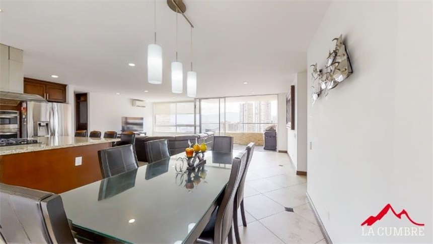 Apartamento en arriendo en El Poblado, Medellín · foto 8 de 21