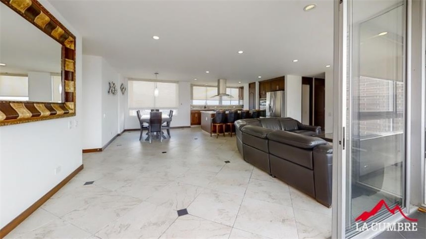 Apartamento en arriendo en El Poblado, Medellín · foto 3 de 21