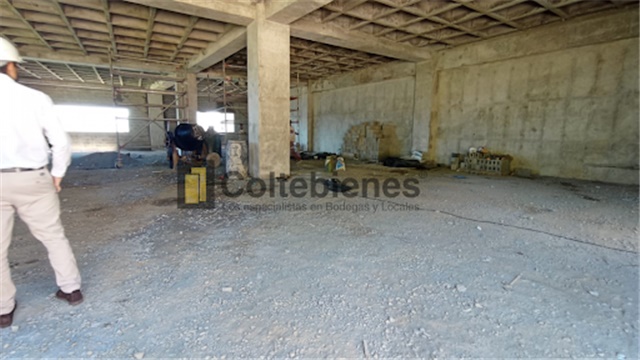 Bodega en venta en Cabuyal, Copacabana, 1080 m² · foto 10 de 11