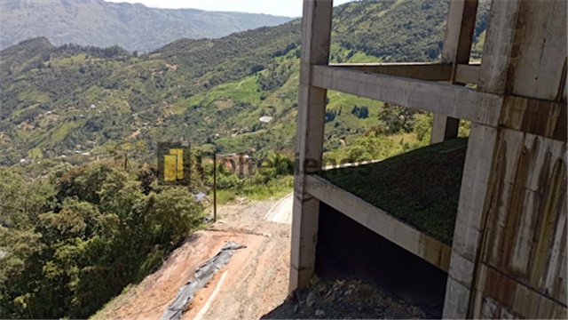 Bodega en venta en Cabuyal, Copacabana, 1080 m² · foto 11 de 11