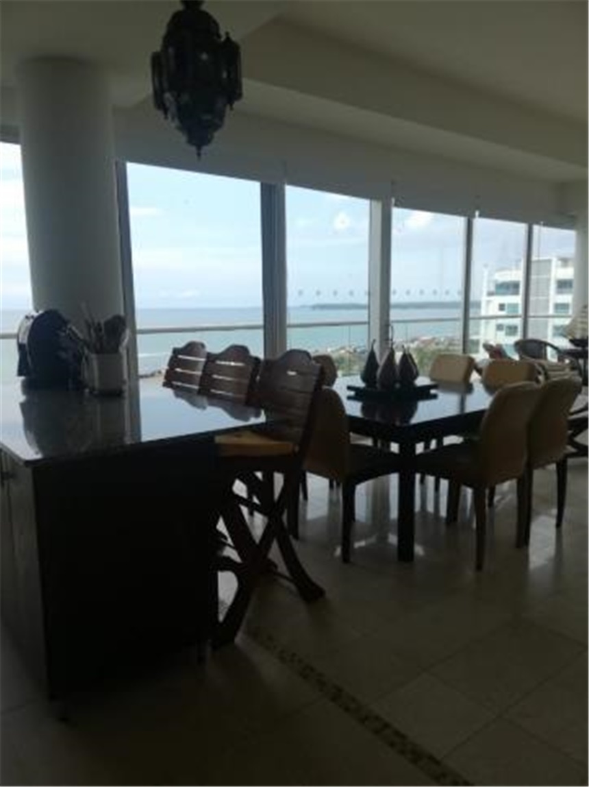 Apartamento de 3 alcobas en venta en Zona Industrial, Cartagena, 172 m² · foto 3 de 12