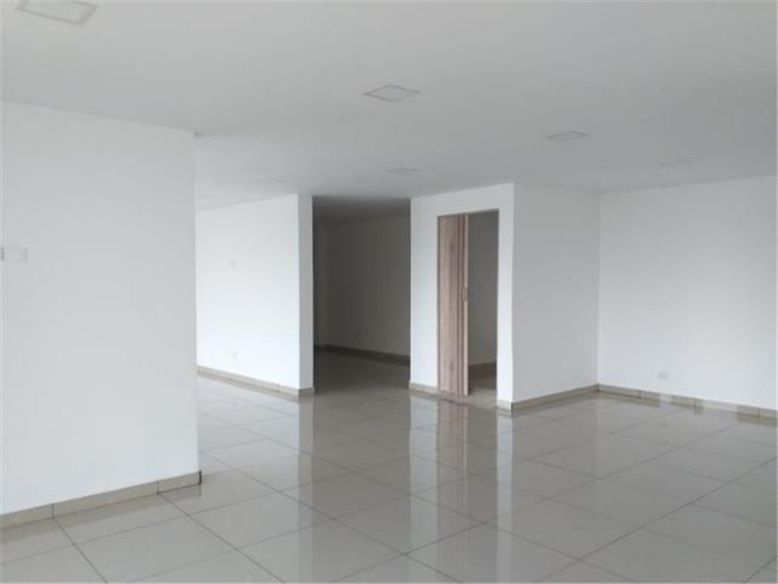 Local en Arriendo - Vista 2